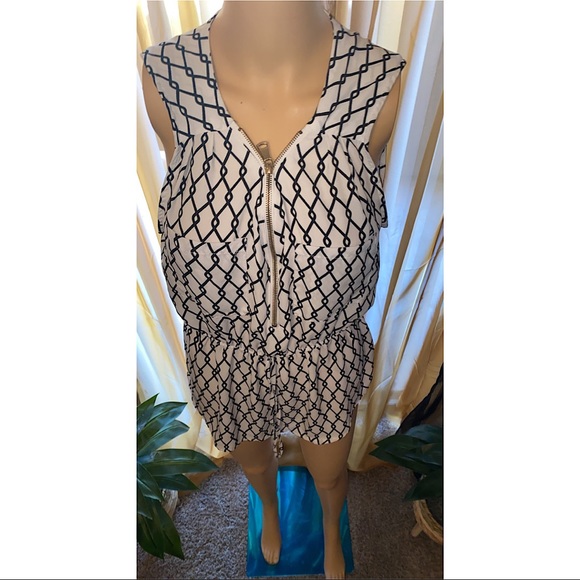 𖧷𖧷. 𝕊𝕝𝕖𝕖𝕧𝕖𝕝𝕖𝕤𝕤 𝕓𝕝𝕠𝕦𝕤𝕖 - Picture 2 of 3